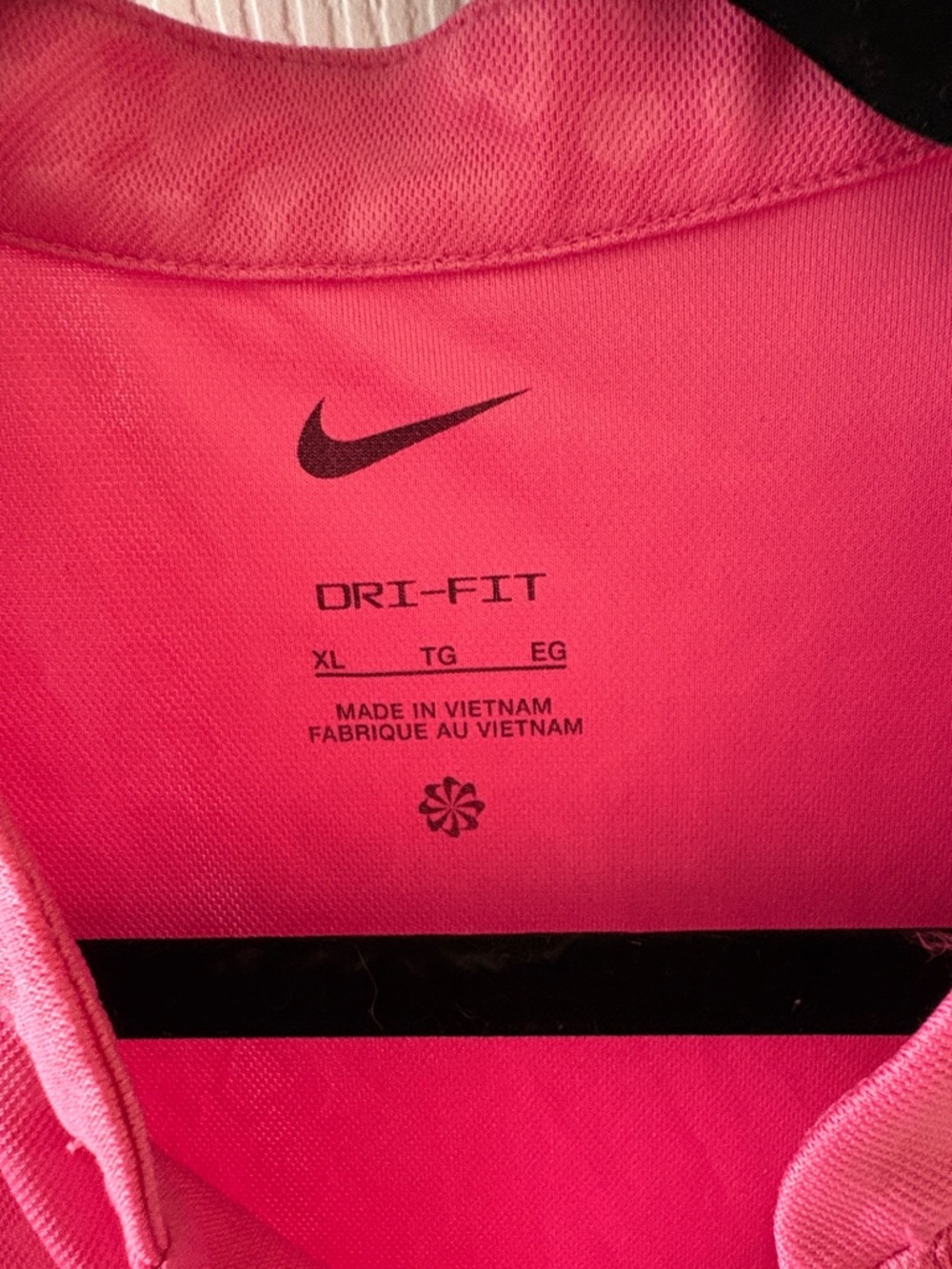 Nike Women's sleeveless pink polo, and Jofit Navy Skort - Picture 4 of 9